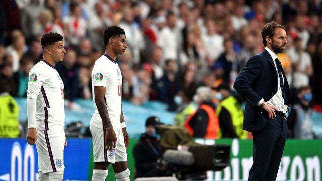 世界杯赛事直播app下载-梁宏业：黄金一代英格兰队都带不动熊帅索斯盖特